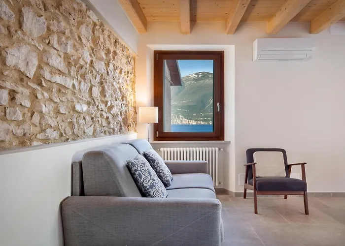 Villa Casa Rosa Rosadalake