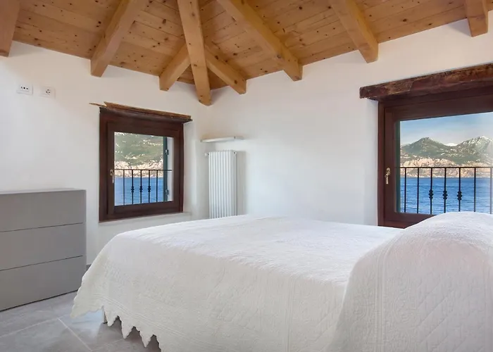 Casa Rosa Rosadalake * Brenzone sul Garda